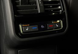 Zunanja slika - VW Arteon - 2.0 TDI AUT.-R Line-VIRTUAL-KLJUKA-KAMERA-MASAZA.. - 19 - Predogledna slika