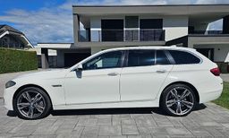 Zunanja slika - BMW Serija 5 - Touring: 525d xDrive-AVT-XENON-NAVI-TEMPOMAT-LED-PDC... - 3 - Predogledna slika