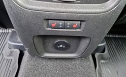 Notranja slika - Ford Kuga - ST-LINE 1.5 EcoBoost 137kW A8-SLO-NAVI-ZIM.PAK. - 15 - Predogledna slika