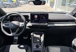 Zunanja slika - VW T-Roc - 1.5 eTSI R-Line DSG - 8 - Predogledna slika