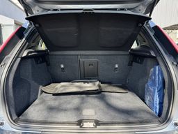 Zunanja slika - Volvo XC40 - 2.0 TD 150KM D3 MOMENTUM-LED-HARMAN KARDON-NAVI - 10 - Predogledna slika