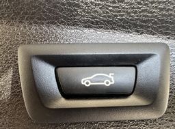 Zunanja slika - BMW X2 - serija : sDrive18i.NAVI.LED.PDC.2023.SAMO 33.000 KM.BENZIN - 3 - Predogledna slika