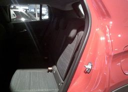 Zunanja slika - Jeep Avenger - 1.2 GSE 100 Altitude - 7 - Predogledna slika