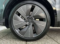 Zunanja slika - Lynk & Co 08 - More 2025 Priključni hibrid... - 9 - Predogledna slika