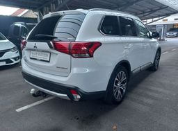 Zunanja slika - Mitsubishi Outlander - 2.2 DI-D 4WD INTENSE+ 7 sed. - 6 - Predogledna slika