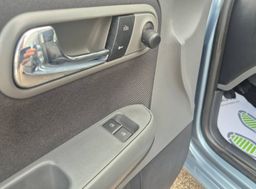 Zunanja slika - Seat Cordoba - 1.4 16V°1.LASTNIK°SLO°KLIMA°SERVO°RADIO CD°ABS° - 10 - Predogledna slika