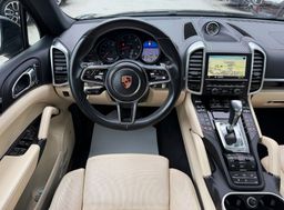 Zunanja slika - Porsche Cayenne - DIESEL 3.0 SLO CHRONO FULL LED ACC PANO ALU21 - 17 - Predogledna slika