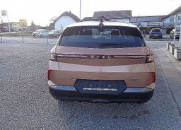 Zunanja slika - Opel Grandland - 1.2 145KM HYBRID - BOGATA OPREMA - 3 - Predogledna slika