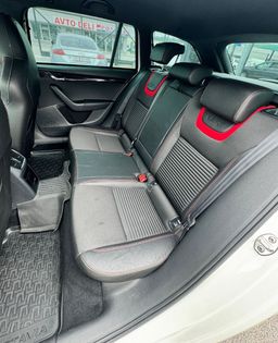 Zunanja slika - Škoda Octavia - 2.0TDI RS DSG 135 kW - 18 - Predogledna slika