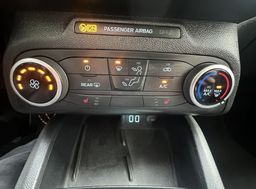 Zunanja slika - Ford Focus - Connect 1.5 EcoBlue 88KW.NEMŠKI+4GUME.KAMERA.LED - 12 - Predogledna slika