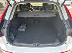 Zunanja slika - Volvo XC60 - D4 AWD AUT Momentum PILOT-KAMERA-MRTVI.KOT-KEYLESS - 6 - Predogledna slika