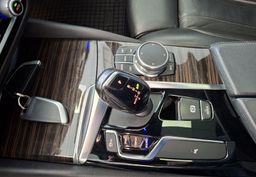 Zunanja slika - BMW Serija 5 - Touring: 520d x Drive aut.SPORT LINE-LED-NAVI-PANORAMA- - 11 - Predogledna slika