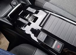 Zunanja slika - Citroën C4 - Električni 136KM - samo 62.000 km - PRIKAZAN DDV - 10 - Predogledna slika