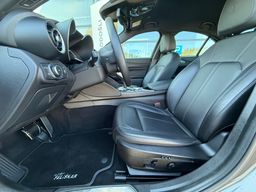 Zunanja slika - Alfa Romeo Giulia - 2.0 Turbo 280 Ti - AVTOMATIK + POTRJENA SERVISNA - 16 - Predogledna slika