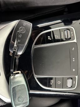 Zunanja slika - Mercedes-Benz EQC - 400 4MATIC AMG.NEMŠKI+4ALU.KAMERA.LED.ACC.USNJE - 7 - Predogledna slika