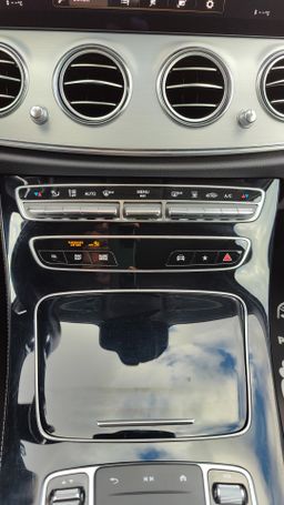 Zunanja slika - Mercedes-Benz E-Razred - E-Razred - 8 - Predogledna slika