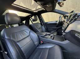 Zunanja slika - Mercedes-Benz GLE-Razred - GLE 250d-PANORAMA-360°-USNJE- NAVI-H K - 11 - Predogledna slika