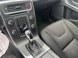 Zunanja slika - Volvo V60 Cross Country - D3 Cross Country 2.0 TD AUT. LED NAVI TEMP PDC - 17 - Predogledna slika