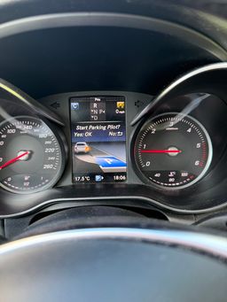 Notranja slika - Mercedes-Benz C-Razred - C 200 d AMG Line Avt. - 5 - Predogledna slika