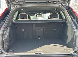 Zunanja slika - Volvo XC60 - B5 P AWD Plus Dark Avt. - 11 - Predogledna slika