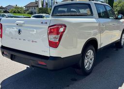 Zunanja slika - KG Mobility Musso - GRAND 2.2 XDi Ultimate+ 4WD A T - 3 - Predogledna slika