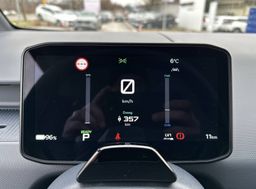 Zunanja slika - KIA PV5 - 71.2 kWh baterija 120 kW 163 KS  Quantum - 15 - Predogledna slika