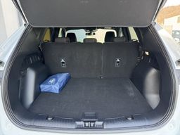 Zunanja slika - Ford Kuga - ST-LINE 1.5 EcoBoost 187KM AVT-A8 SLO 1.last ODLIČ - 11 - Predogledna slika