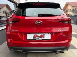 Zunanja slika - Hyundai Tucson - CRDI 4X4 NL1NE°185KM°RADAR°360CAM°19COL - 4 - Predogledna slika