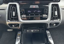Zunanja slika - KIA Sorento - 2.2 CRDi AWD EX Limited DCT - 19 - Predogledna slika