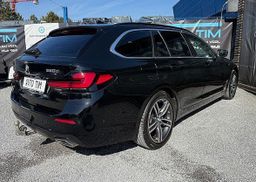 Zunanja slika - BMW serija 5 Touring: - 520d xDrive Live Cockpit DAB BMW Key Vl. Kljuka - 4 - Predogledna slika