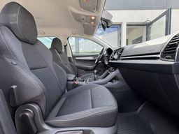 Zunanja slika - Škoda Karoq - 1.0 TSI AMBITION 110KM SLO FULL LED SAMO 24.688 km - 12 - Predogledna slika
