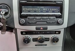Zunanja slika - VW Passat - Variant 1.6 TDI  Comfortline -ODLIČEN- - 11 - Predogledna slika