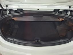 Notranja slika - Mercedes-Benz E-Razred - E200 AMG LINE AVTOMATIK-BURMESTER HI-FI-KOT NOV - 37 - Predogledna slika