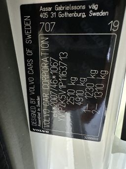 Zunanja slika - Volvo V90 Cross Country - 2.0 B4 D Ultimate AWD.KAMERA.LED.PANORAMA - 20 - Predogledna slika