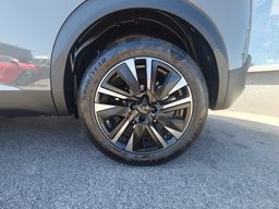 Zunanja slika - Peugeot 2008 - GT HIBRID 145 e-DCT6 - 9 - Predogledna slika