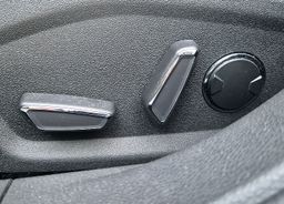 Zunanja slika - Ford Mondeo - 2.0 HYBRID AUT. Titanium °ALKANTARA °ALU 18 °KAM - 11 - Predogledna slika