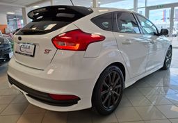 Zunanja slika - Ford Focus - ST 2.0 EcoBoost ST3 - 4 - Predogledna slika