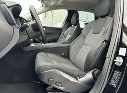 Zunanja slika - Volvo XC60 - B4D Core Avt. LED-KAMERA-KEYLESS - 11 - Predogledna slika