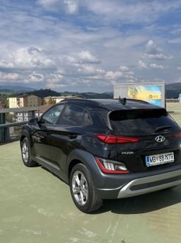 Zunanja slika - Hyundai Kona - 1.0 T-GDI 120 Premium LED.NAVI.KAMERA.OGR.SEDEŽ - 6 - Predogledna slika