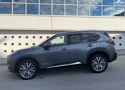 Zunanja slika - Nissan X-Trail - 1.5 HYBRID 4WD 213 TEKNA PLUS  8 let jamstva - 2 - Predogledna slika