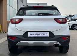 Zunanja slika - KIA Stonic - 1.0 TGDI LX Urban+ DCT SLO-KAMERA-TEMPOMAT - 5 - Predogledna slika