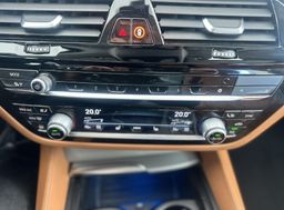 Zunanja slika - BMW Serija 5 - Touring: 530 e Luxury Line 2.0 215KW.NEMŠKI+4ALU.KAMERA. - 11 - Predogledna slika