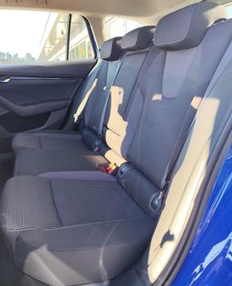 Zunanja slika - Škoda Octavia - 2.0 TDI Ambition 85 kW - 16 - Predogledna slika