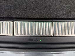 Zunanja slika - Škoda Superb - Combi 4x4 2,0 TDI DSG - 14 - Predogledna slika