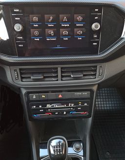 Notranja slika - VW T-Cross - 1,0 TSI BMT Style - 10 - Predogledna slika