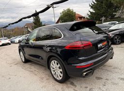 Zunanja slika - Porsche Cayenne - DIESEL 3.0 V6 SLO.VOZILO 1.LASTNICA LED ŠIBEDAH - 3 - Predogledna slika