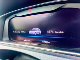 Notranja slika - VW Golf - 1,0 TSI BMT Trendline - 9 - Predogledna slika