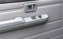 Zunanja slika - Toyota Land Cruiser - 4.0 V6 pickup enojna kabina - 6 - Predogledna slika