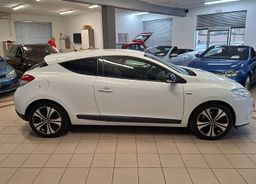 Zunanja slika - Renault Mégane - Megane Coupe 1.6 16v ALU 17-PDC- BOSE- KOT NOV... - 2 - Predogledna slika