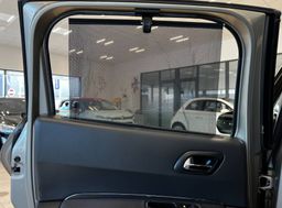 Zunanja slika - Peugeot 3008 - 1.6 HDI-112KM-PDC-TEMP-17COL-KREDIT-BREZ-POLOGA... - 17 - Predogledna slika